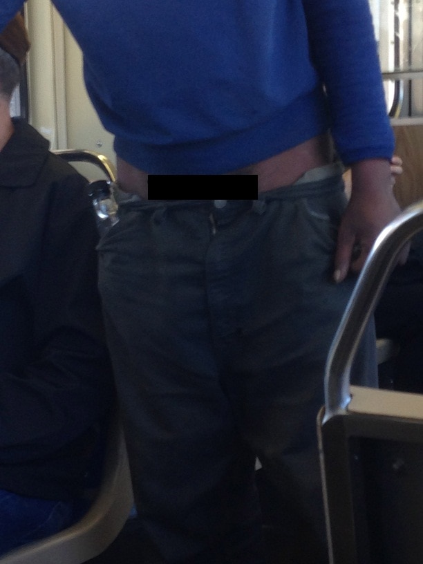 Front saggin, showing some dick cleavage